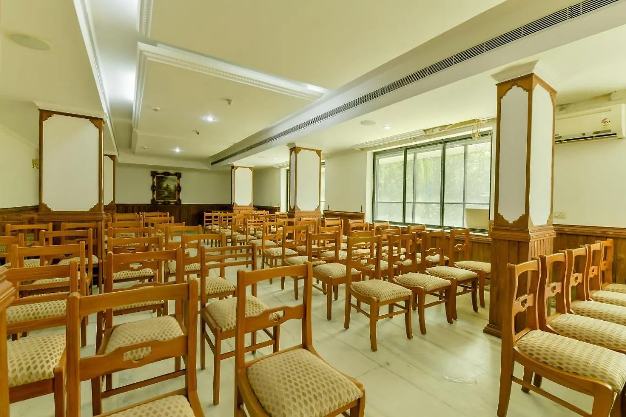 ***  Capital O 15854 Grand Seasons Hotell Kochi Indien