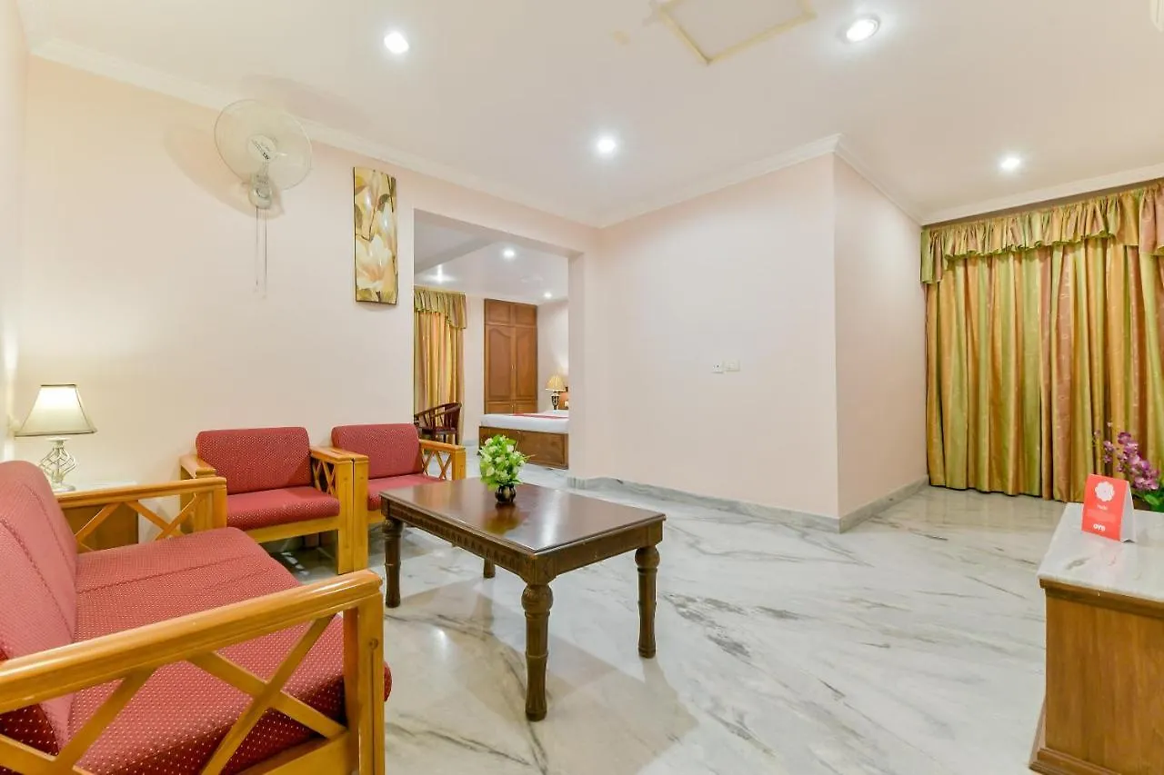 Capital O 15854 Grand Seasons Hotell Kochi 3*,